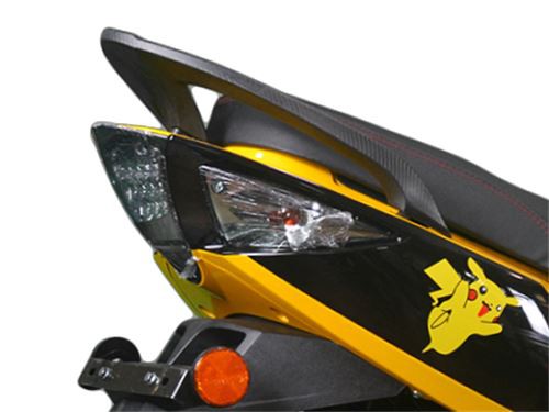 3 Rear Taillights 3 Rear Taillights